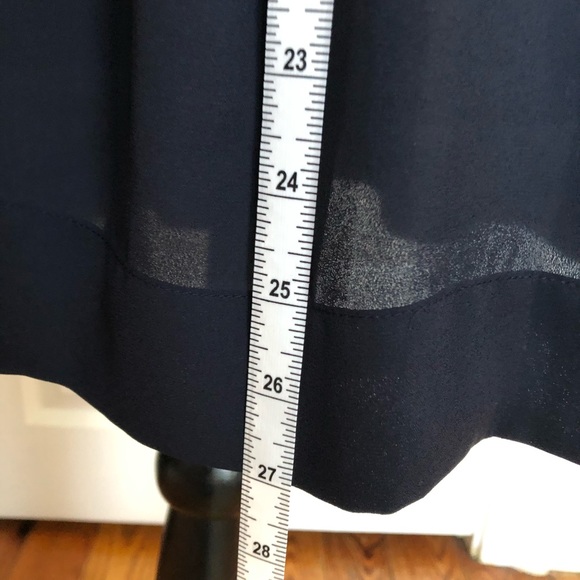 Navy Banana Republic dress, size 4 - Picture 5 of 5